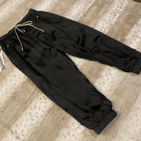 NWT💕Rick Owens Drawstring Cupro Crop Track Pants in Black Size 4 - Picture 7 of 16